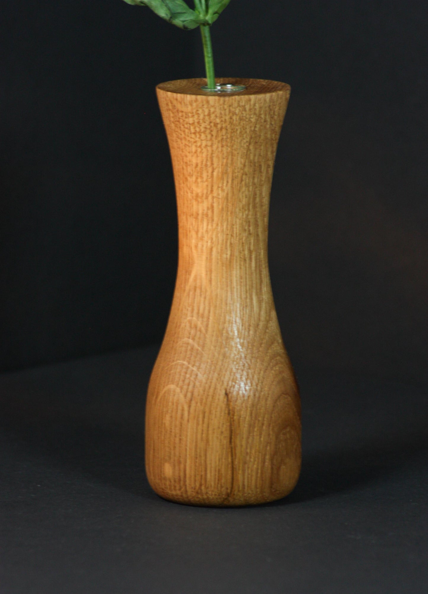 Wunderschöne Stielvase aus Eiche!