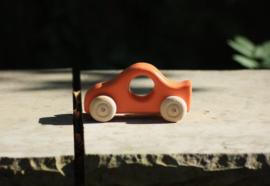 Holzauto Orange