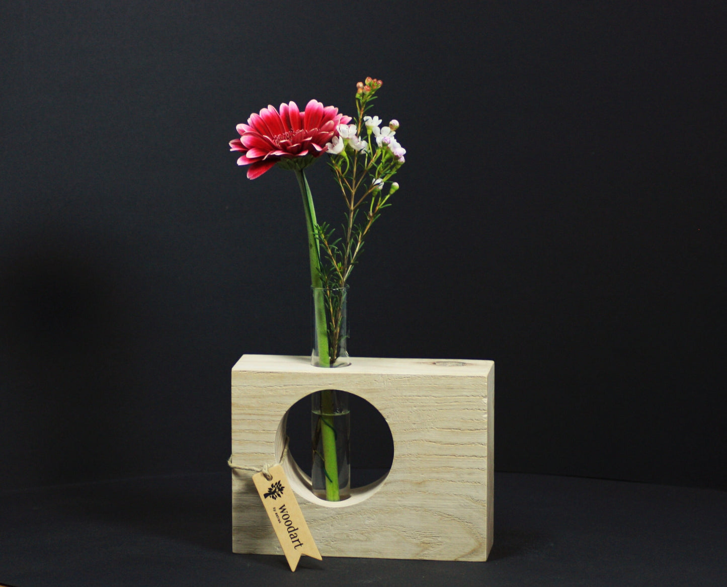 Vase aus Eschenholz