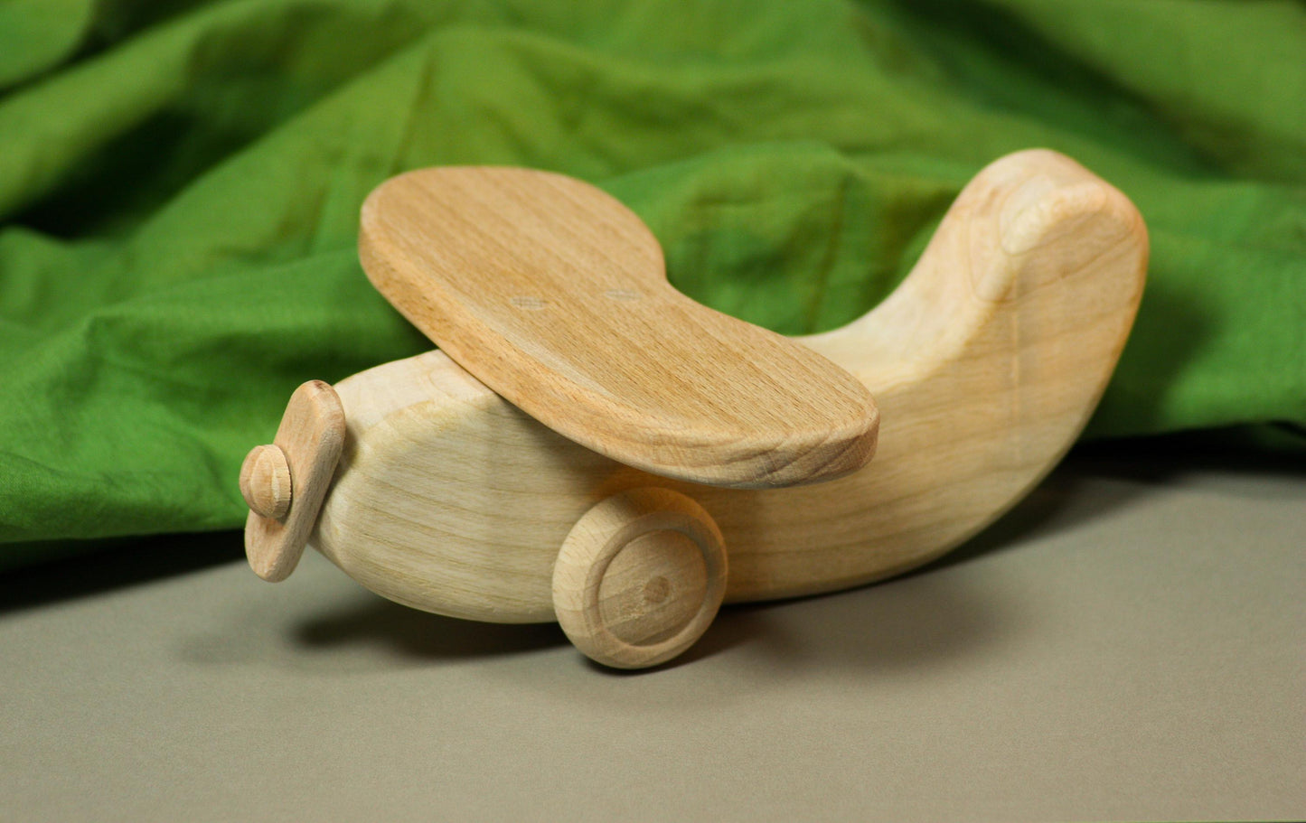 Holzflugzeug
