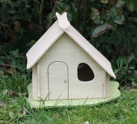 Zwergenhütte unbehandelt