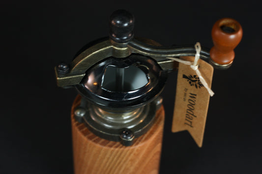 Salz- und Pfeffermühle aus Ulme/Rüster