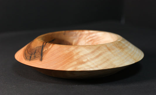 Handgemachte Schale aus Kernoliv-Esche