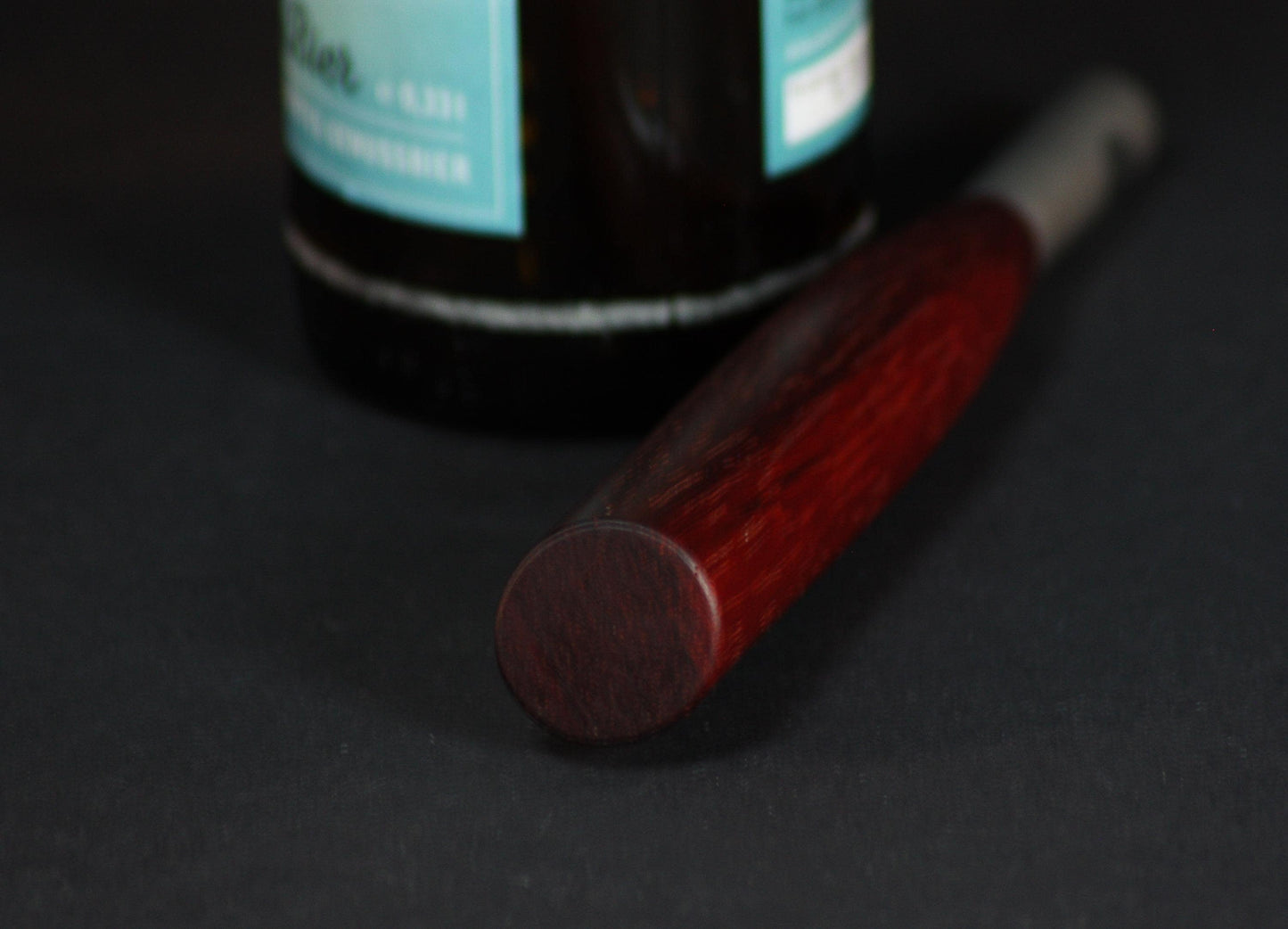 Design Flaschenöffner/Kapselheber mit Padouk
