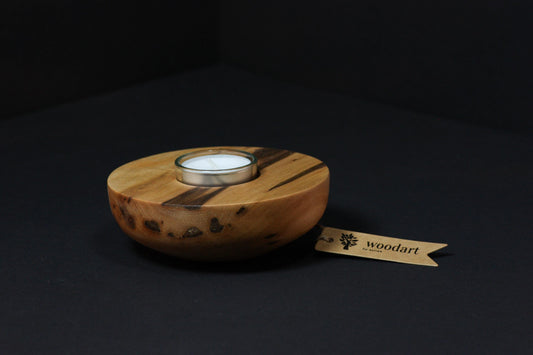 Teelichthalter aus Lindenholz