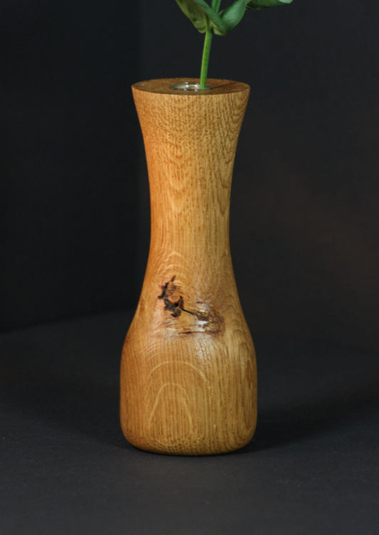 Wunderschöne Stielvase aus Eiche!