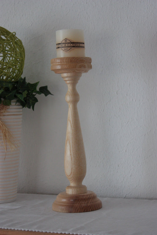 Kerzenständer aus Esche