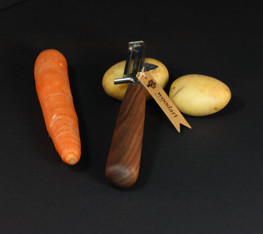 Pendelschäler mit Walnussholz