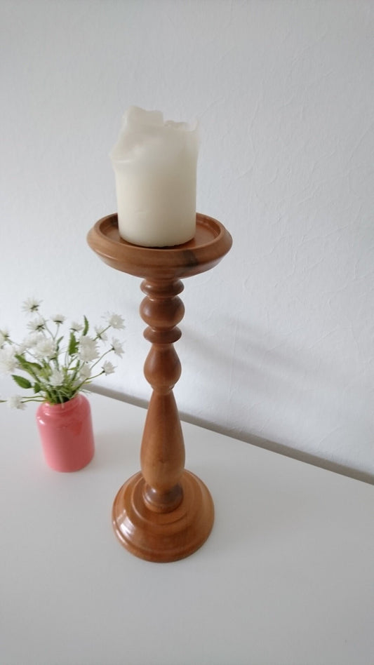 Kerzenständer aus Apfelholz