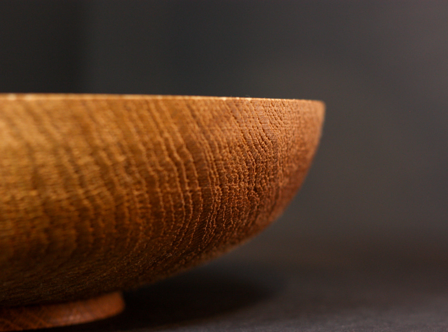 Handgedrechselte Eichenholzschale