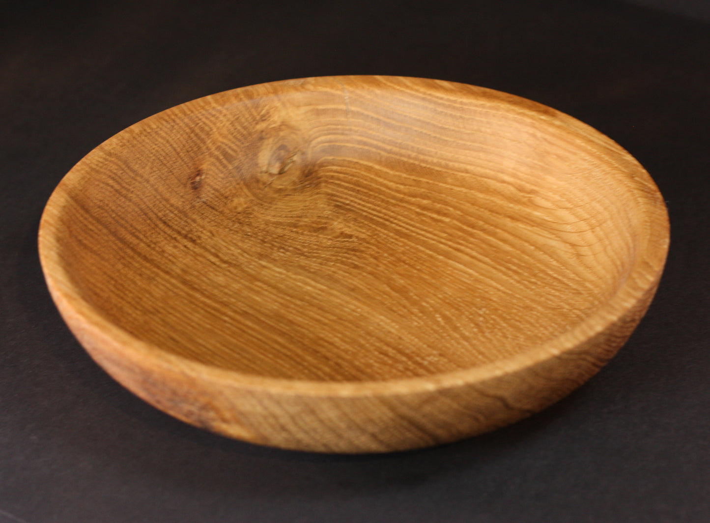 Handgedrechselte Eichenholzschale