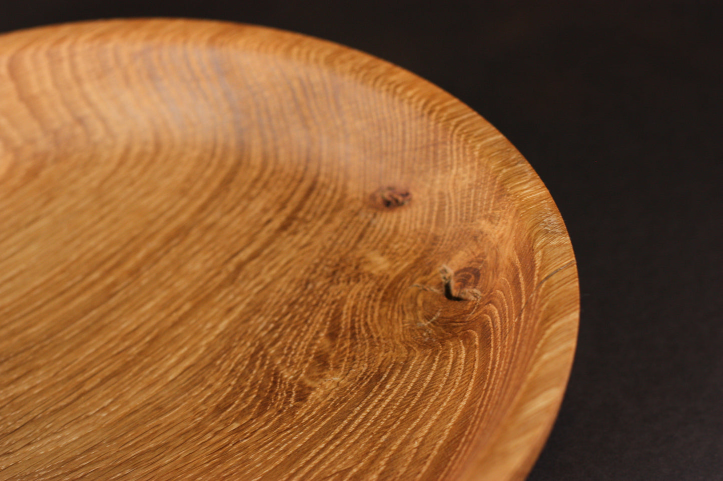 Handgedrechselte Eichenholzschale