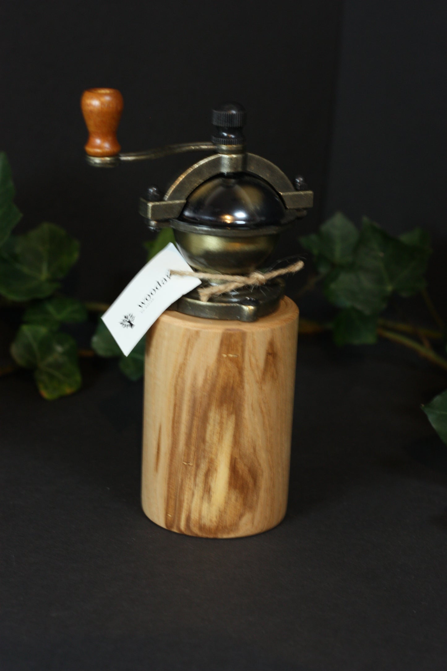 Salz- und Pfeffermühle aus Eiche