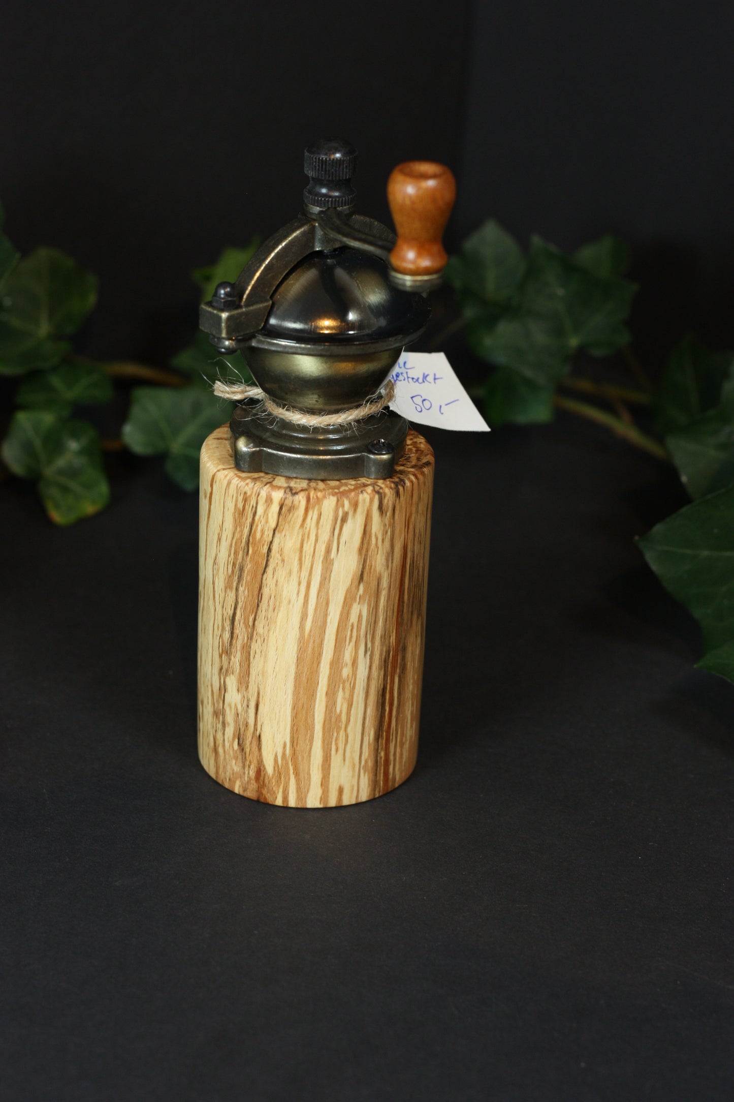 Salz- und Pfeffermühle aus Buche