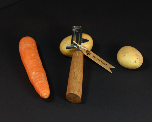 Pendelschäler mit Eichenholz