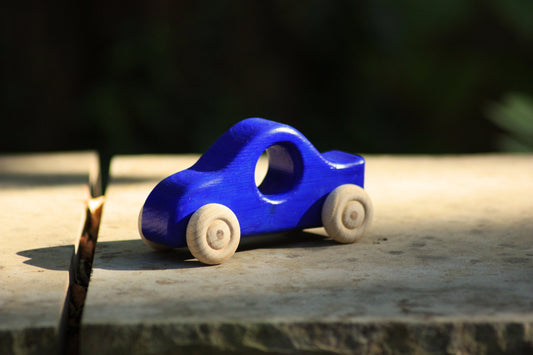 Holzauto Blau